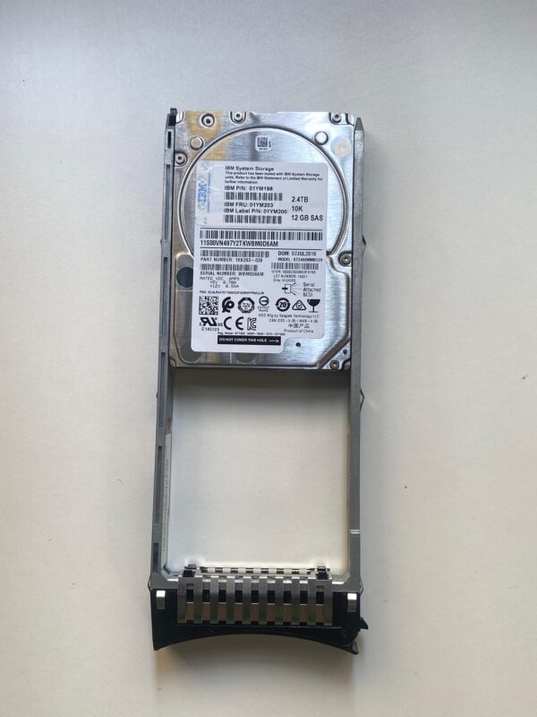 HD IBM 2.4TB 10K 2,5 SAS 12GB 01YM203 01YM200 01YM198 seminovo