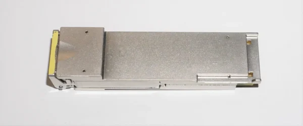 GBIC AVAGO QSFP + 40GBASE-SR4 AFBR-79EQDZ-JU1 740-032986