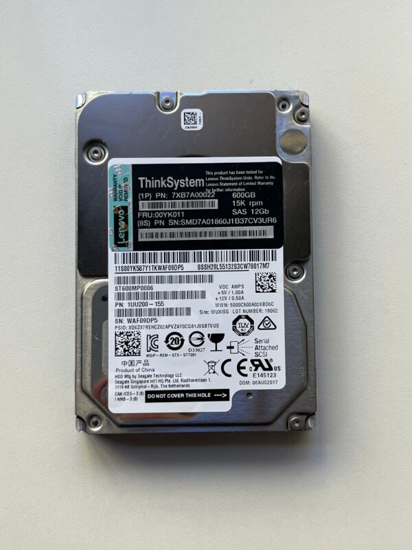 DISCO RÍGIDO HÍBRIDO INTERNO LENOVO THINKSYSTEM SN550 7XB7A00022 600GB