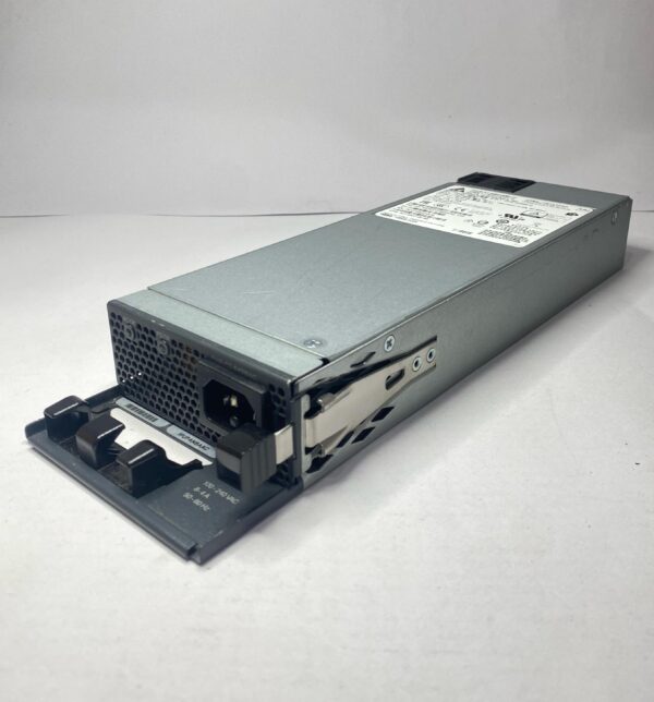 FONTE CISCO 640W PARA CATALYST 3650 SERIES PWR-C2-640WAC
