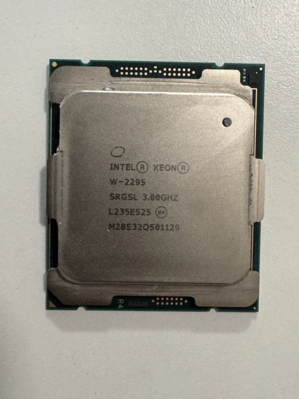 PROCESSADOR Intel Xeon W-2295 3.0GHz 18-Core SRGSL - Imagem 2