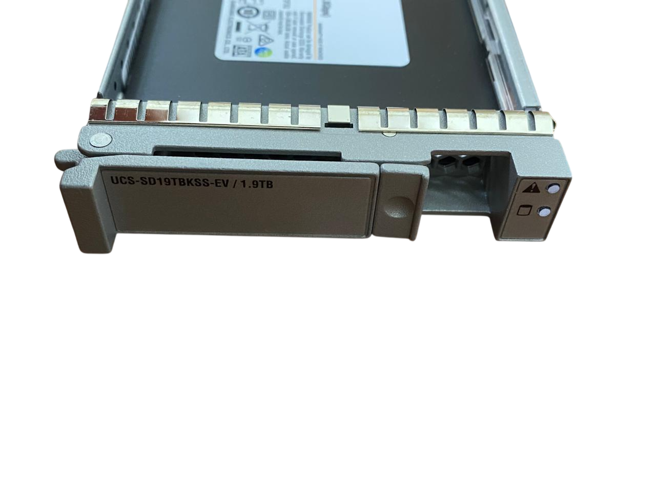 SSD Cisco PM883 1.92TB SATA 6GBPs 2,5 UCS-SD19TBKSS-EV - Imagem 2